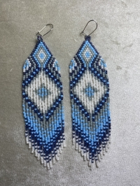 Szürke-kék lógós fülbevaló